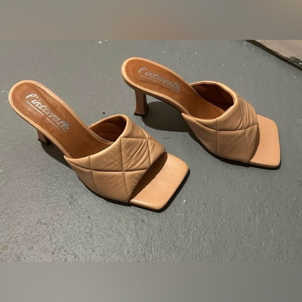 L'Intervalle Tan Quilted Women's Heels - size 39